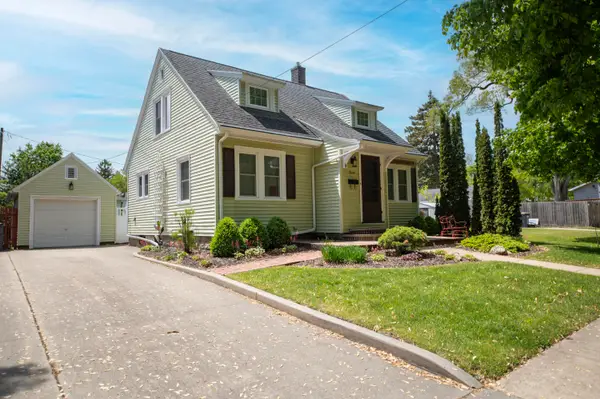 314 Van Buren Street, South Haven, MI 49090