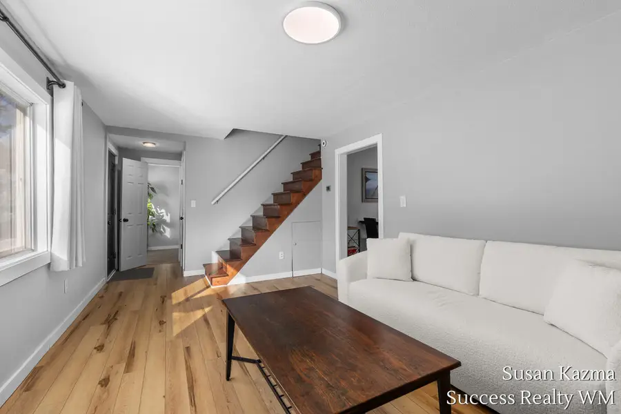 3644 Auburn Avenue Ne, Grand Rapids, MI 49525 - #2