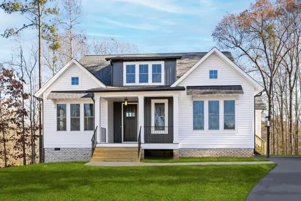 21445 N Dixboro Road, South Lyon, MI 48178