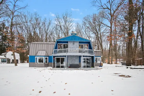 8752 Bills Lake Court, Newaygo, MI 49337