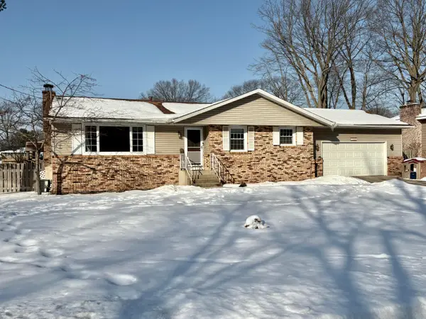 1324 Crandall Avenue, Norton Shores, MI 49441