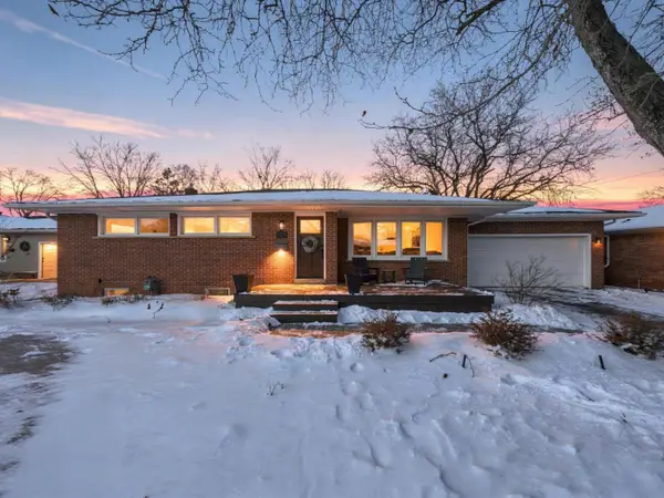 1571 Barrington Place, Ann Arbor, MI 48103