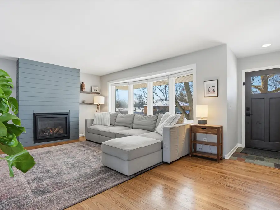 1571 Barrington Place, Ann Arbor, MI 48103 - #3