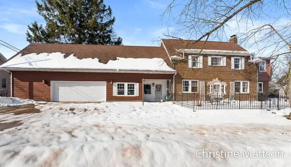 1045 W Dale Avenue, Muskegon, MI 49441