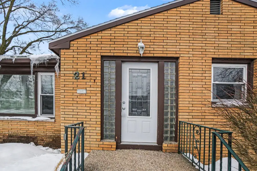 21 S Despelder Street, Grand Haven, MI 49417 - #3