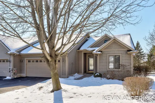 2325 Valarie Drive, Zeeland, MI 49464