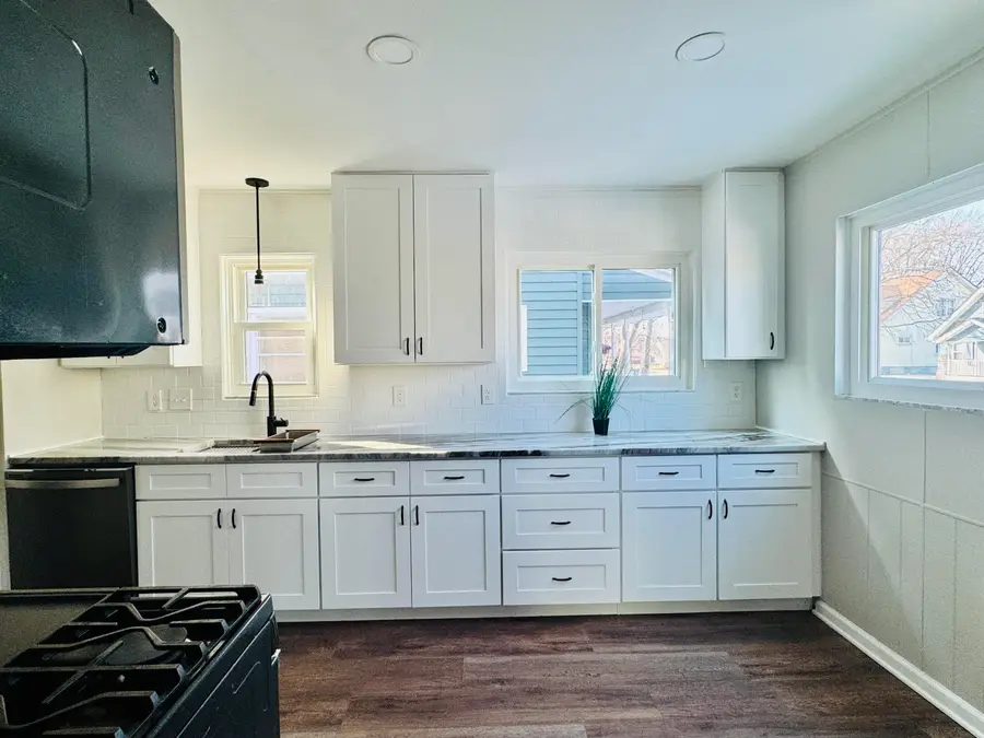 119 W Mapledale Avenue, Hazel Park, MI 48030 - #2