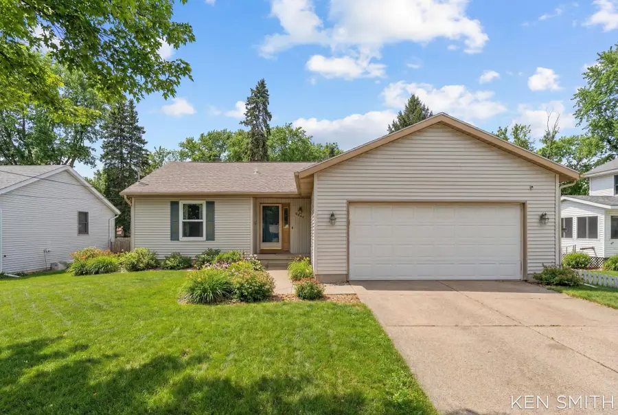 3621 Barker Street, Hudsonville, MI 49426 - #2