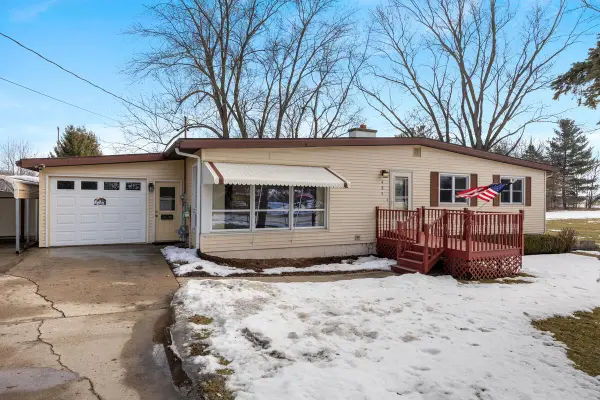 425 S Division Street, Carson City, MI 48811
