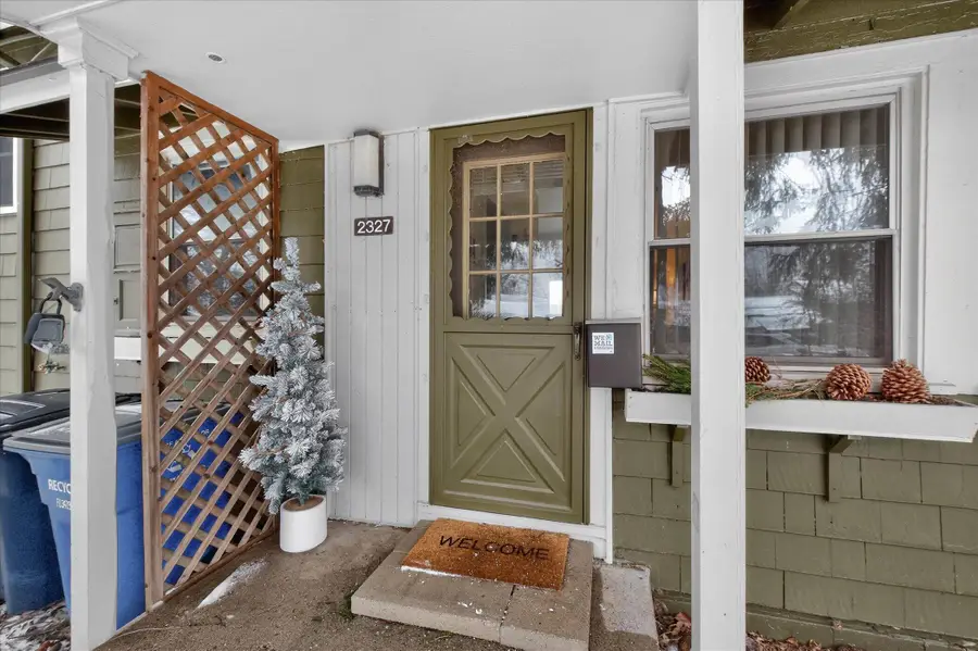 2327 Fernwood Avenue, Ann Arbor, MI 48104 - #3