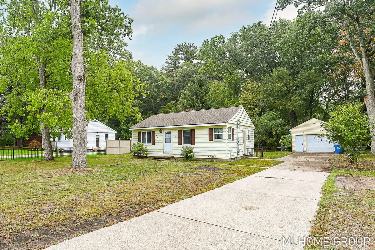 14664 154th Avenue, Grand Haven, MI 49417 - #1