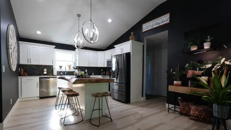 103 Cottonwood Court, Litchfield, MI 49252 - #2