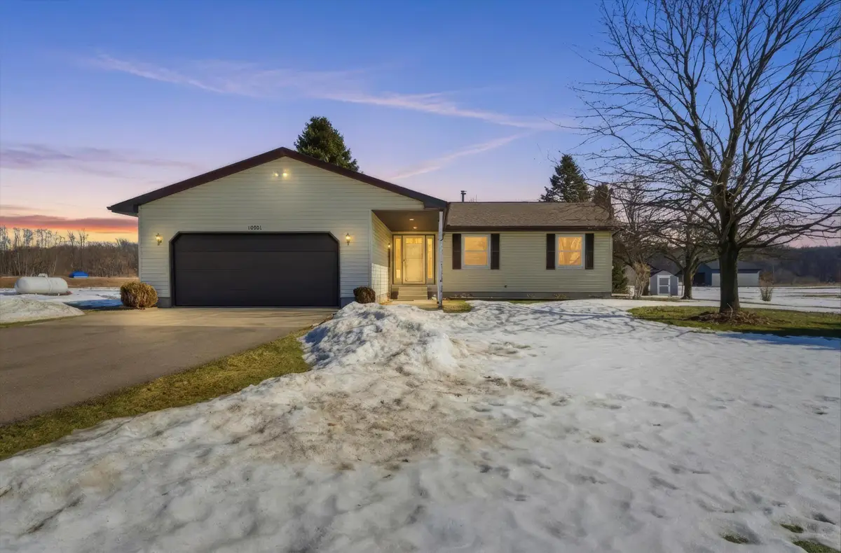 16551 Mi State Road 36, Gregory, MI 48137 - #1