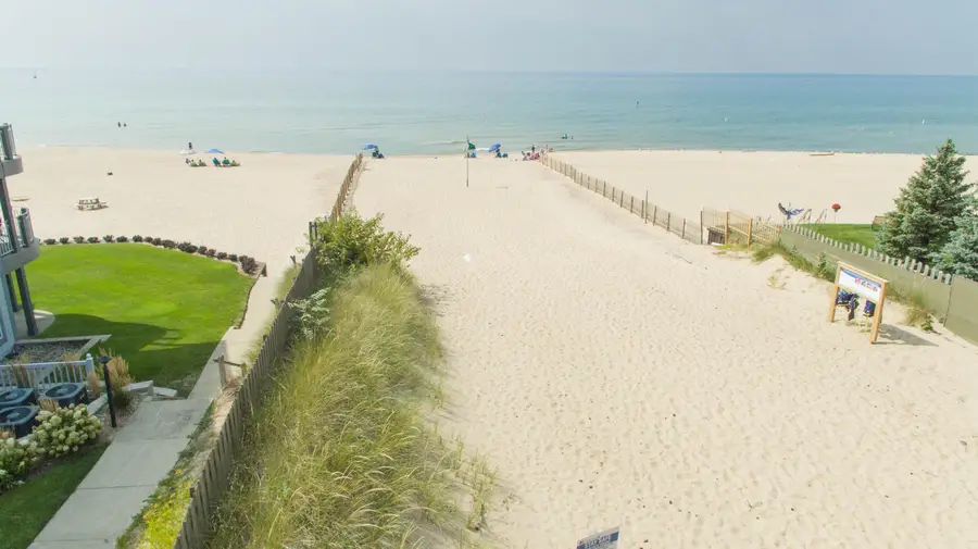 111 Woodman Street, South Haven, MI 49090 - #2