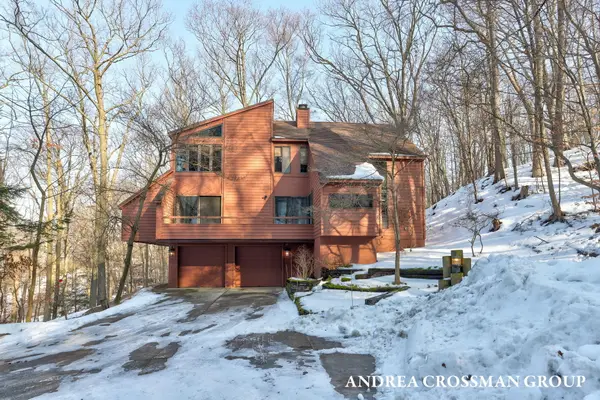 18344 N Shore Estates Road, Spring Lake, MI 49456