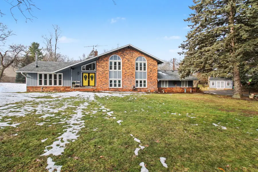 5060 Glenway Drive, Brighton, MI 48116 - #2