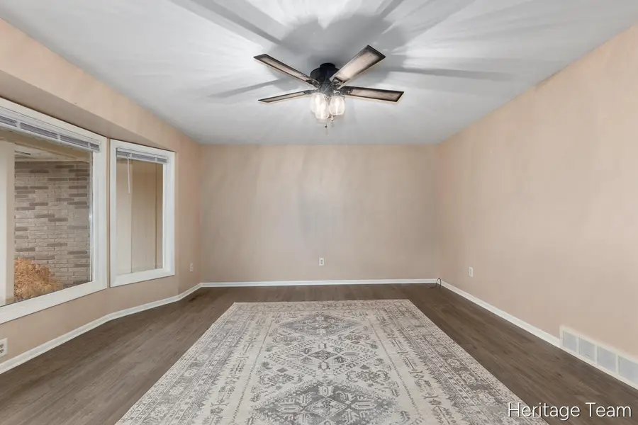 1832 Observatory Avenue Se, Grand Rapids, MI 49546 - #3