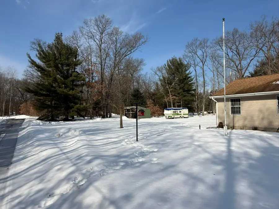 1297 S Wolf Lake Road, Muskegon, MI 49442 - #2