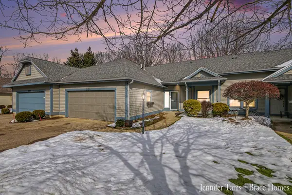 2131 Tree Ridge Drive Se, Grand Rapids, MI 49508