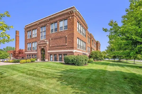 460 Broadway Street #308, South Haven, MI 49090