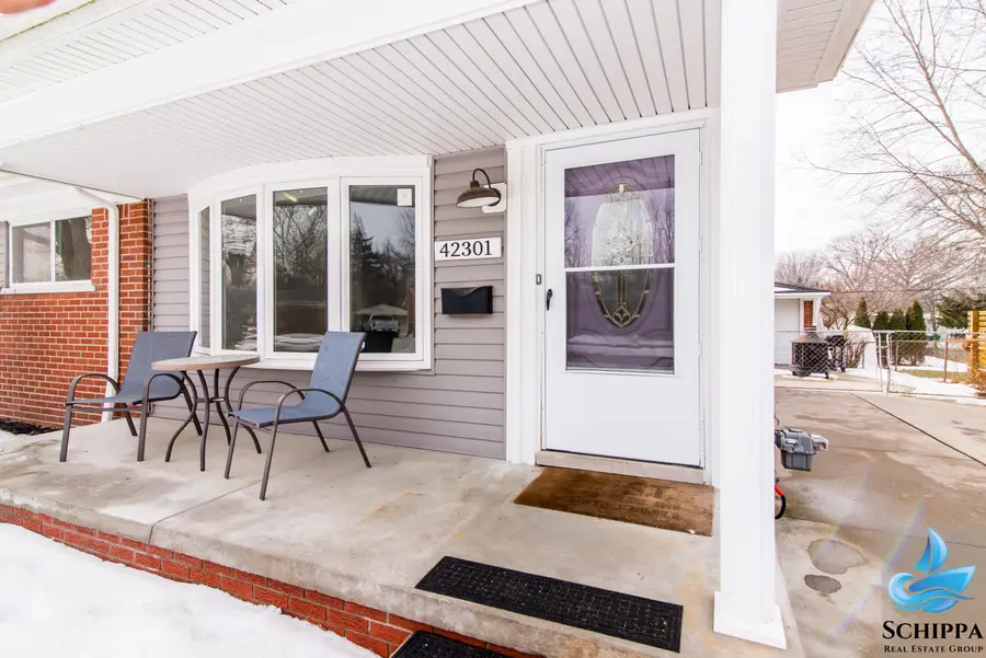 42301 Brentwood Drive, Plymouth, MI 48170 - #3