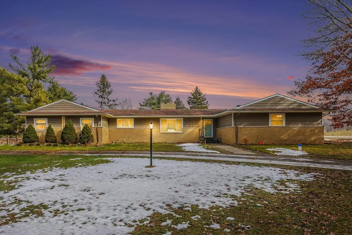 1575 Kellogg Road, Brighton, MI 48114 - #1