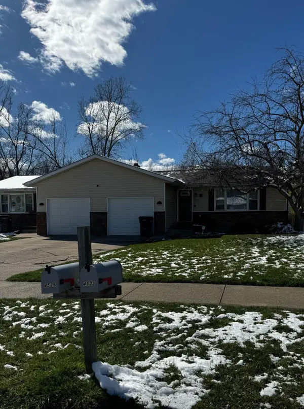 4533 Countrywood Court Se #4535, Grand Rapids, MI 49508