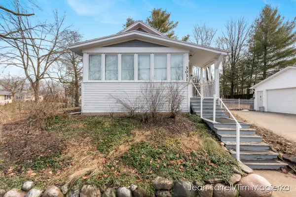 3031 S Rose Street, Kalamazoo, MI 49001