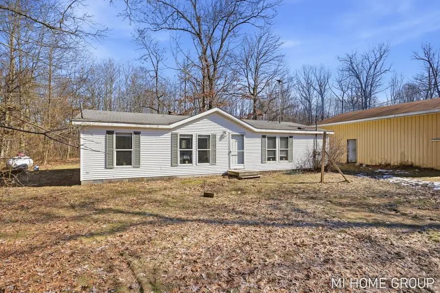 5312 120th Avenue, Fennville, MI 49408 - #3