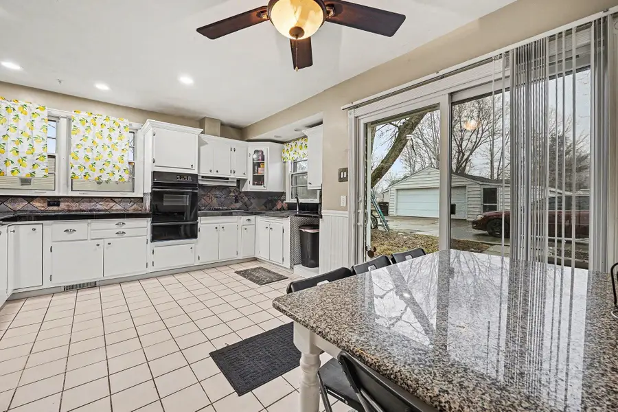 2463 Kinney Avenue Nw, Grand Rapids, MI 49534 - #2