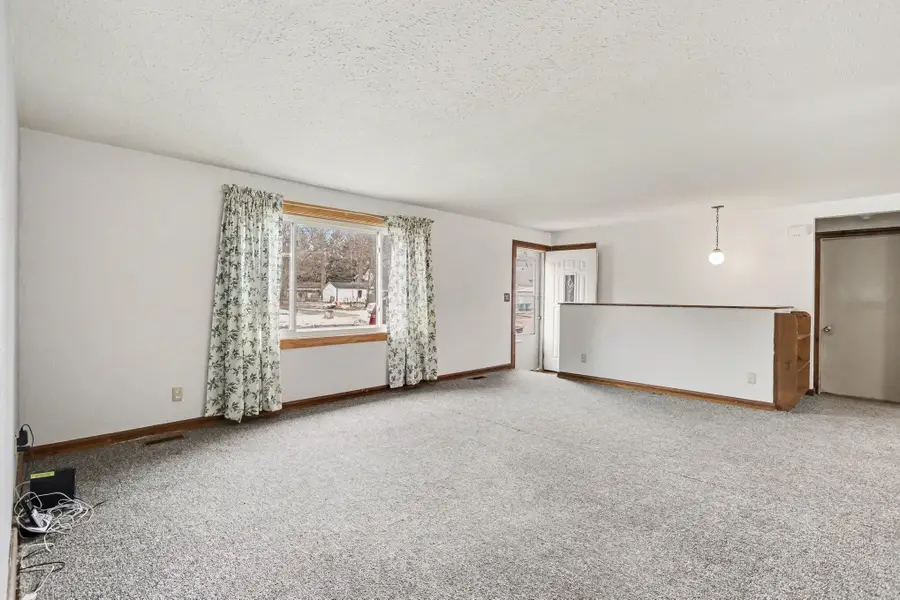 313 S East Street, Cassopolis, MI 49031 - #2