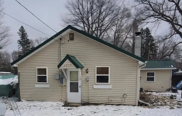 4039 N Pleasant Road, Hillsdale, MI 49242