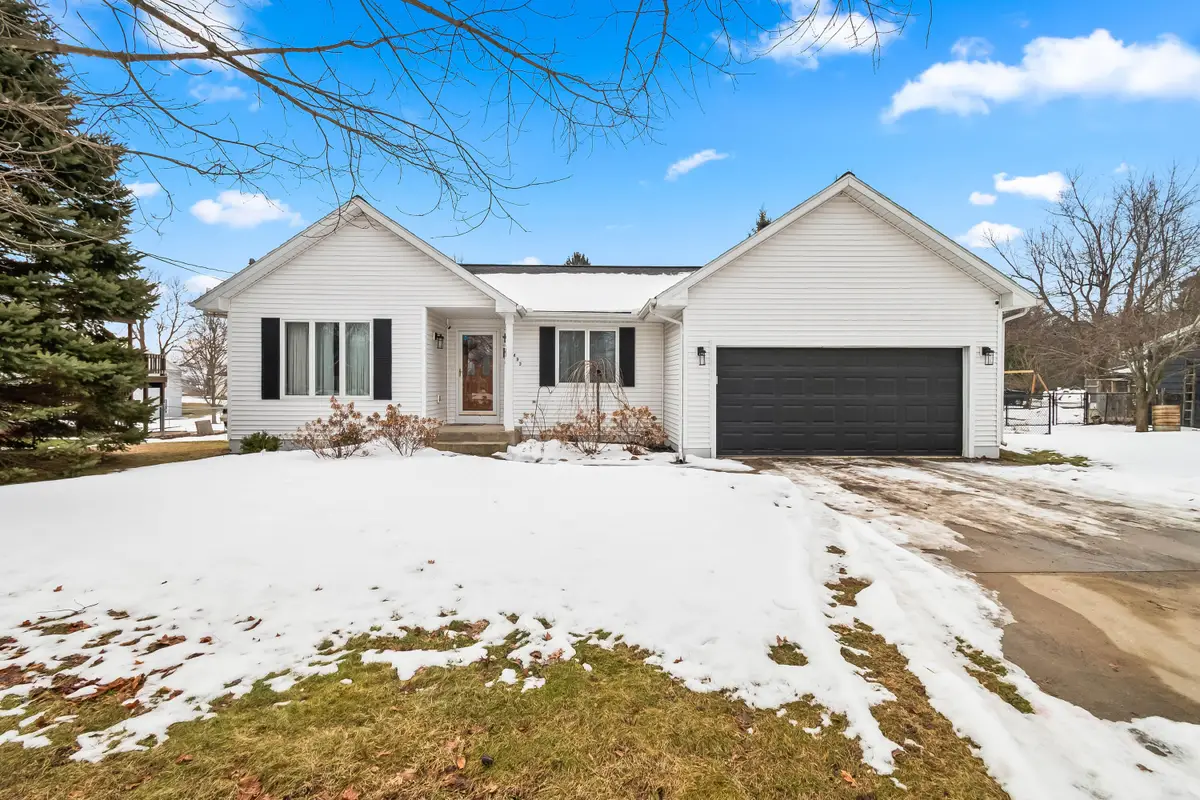 493 Salem Drive, Jonesville, MI 49250 - #1