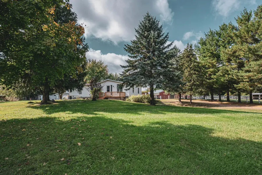 9025 Nugent Avenue Ne, Rockford, MI 49341 - #2