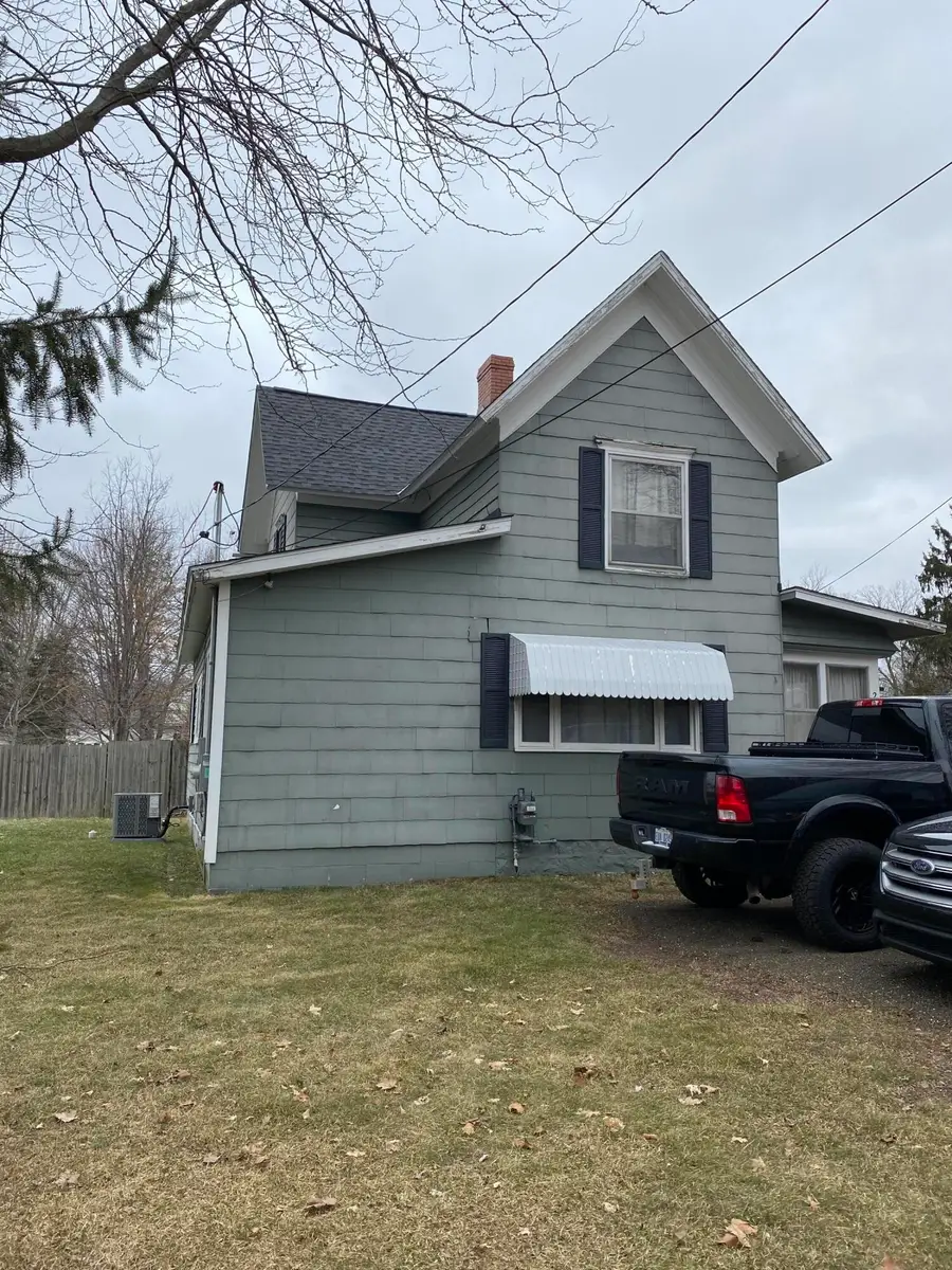 242 W South Street, Athens, MI 49011 - #2