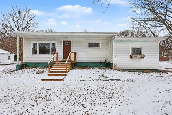 2873 S Quarterline Road, Muskegon, MI 49444