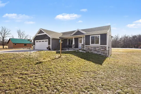 7450 19 Mile Road Ne, Sand Lake, MI 49343