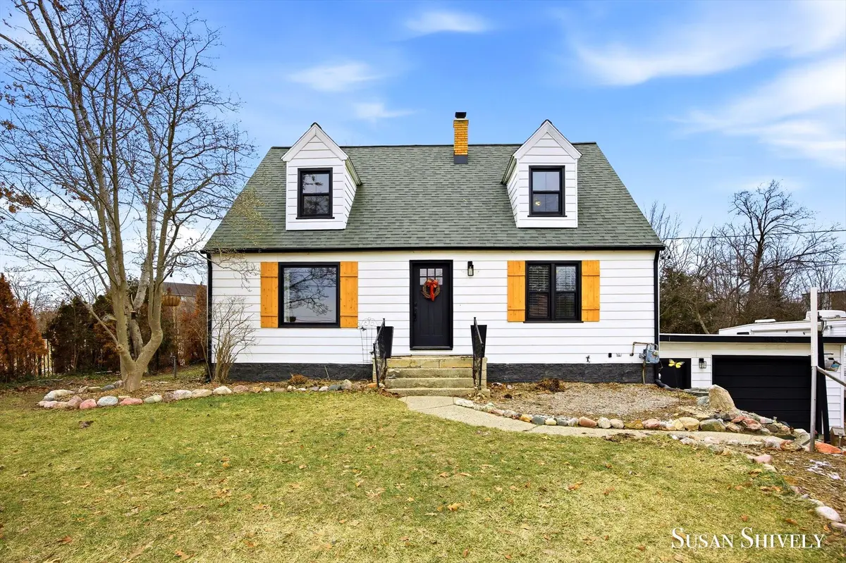 4595 Wakefield Avenue Ne, Comstock Park, MI 49321 - #1