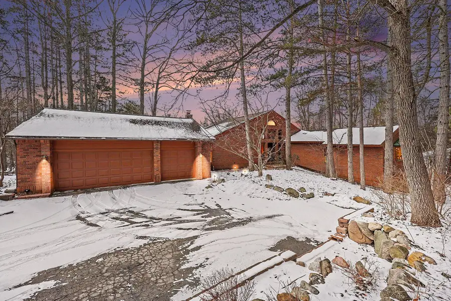 3730 Burns Court, Ann Arbor, MI 48105 - #2