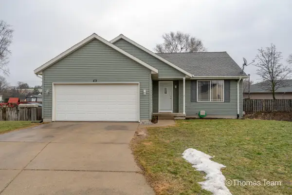 43 Haras Court Sw, Grand Rapids, MI 49548