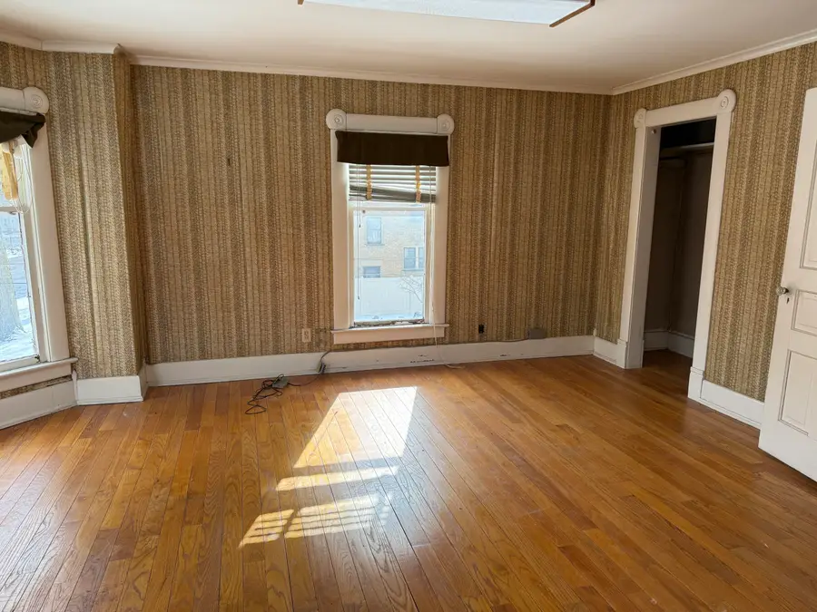 504 S Superior Street, Albion, MI 49224 - #3