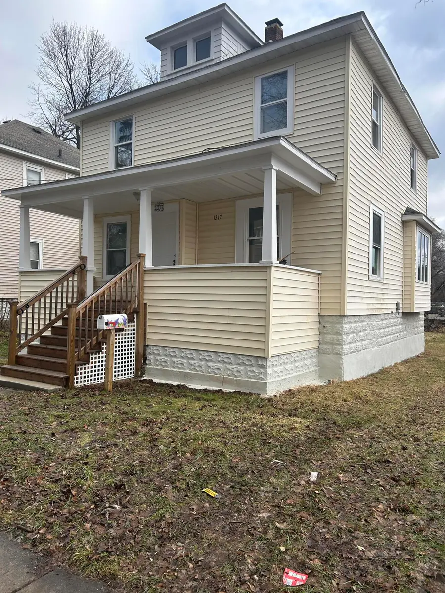 1317 John Street, Kalamazoo, MI 49001 - #2