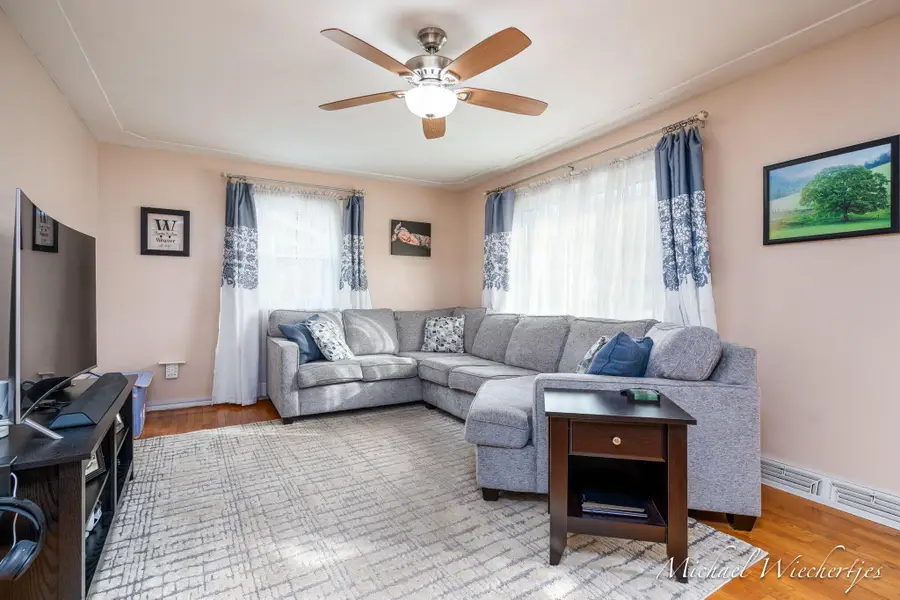 3109 Nursery Avenue Sw, Wyoming, MI 49519 - #3