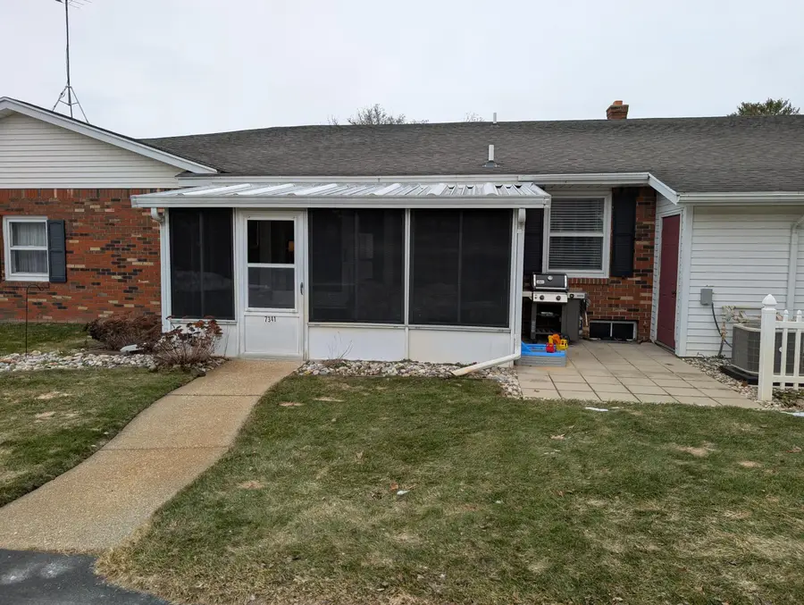 7341 Pinegrove Drive, Jenison, MI 49428 - #3