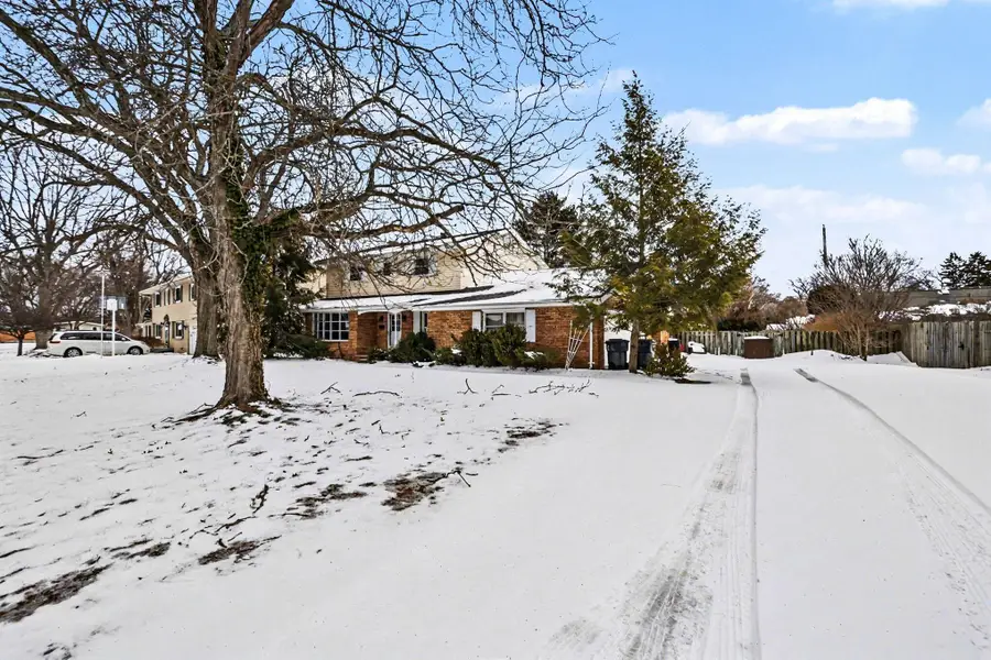 3427 W Valley View, Saint Joseph, MI 49085 - #2