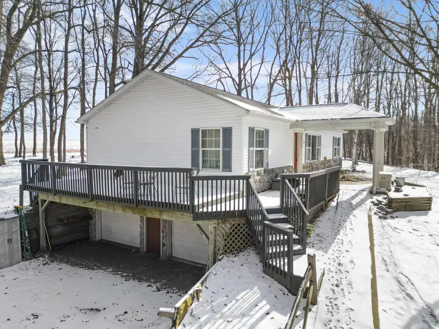 519 Crest Lane, Jonesville, MI 49250 - #2