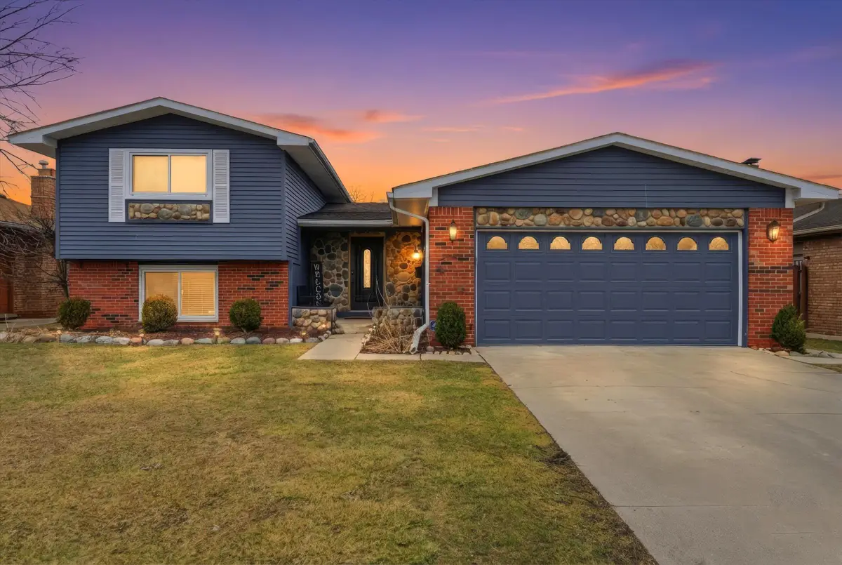 6622 Carriage Hills Drive, Canton, MI 48187 - #1