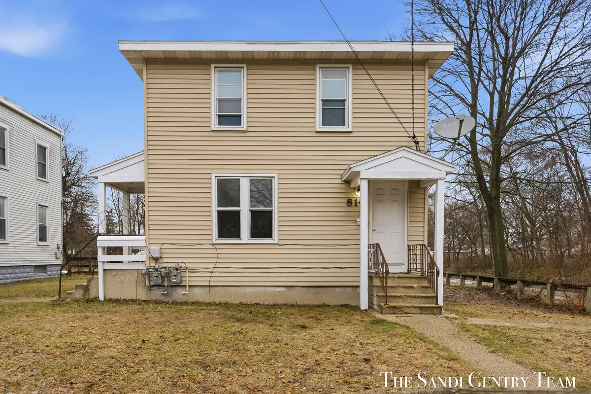810 W Southern Avenue, Muskegon, MI 49441 - #1