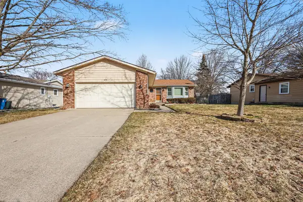 4475 Sutton Place Sw, Grandville, MI 49418