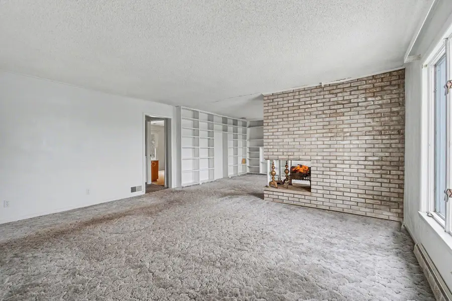 515 W Burr Oak Street, Centreville, MI 49032 - #2